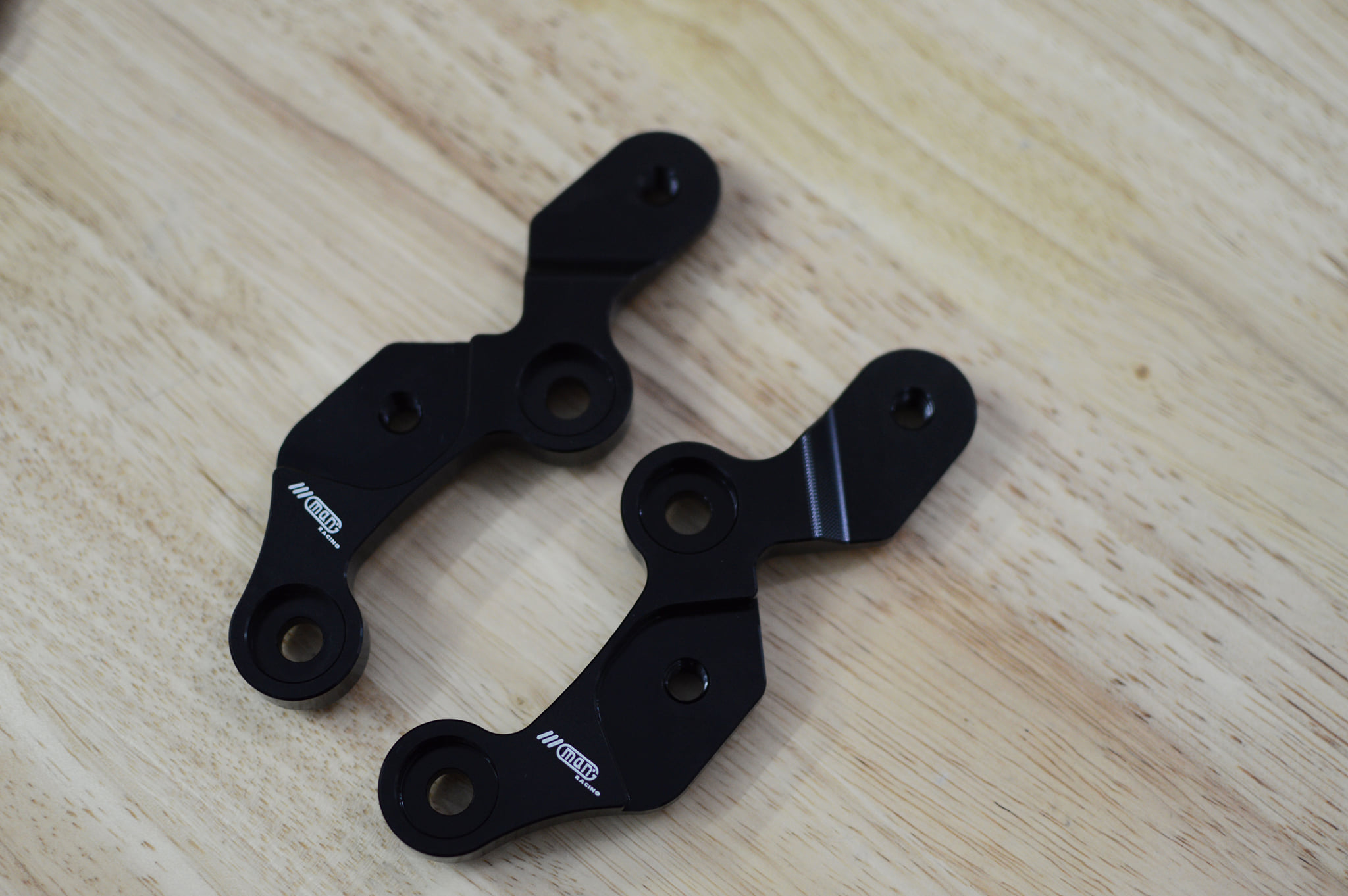 SUZUKI GSX S1000 REARSET ADAPTER