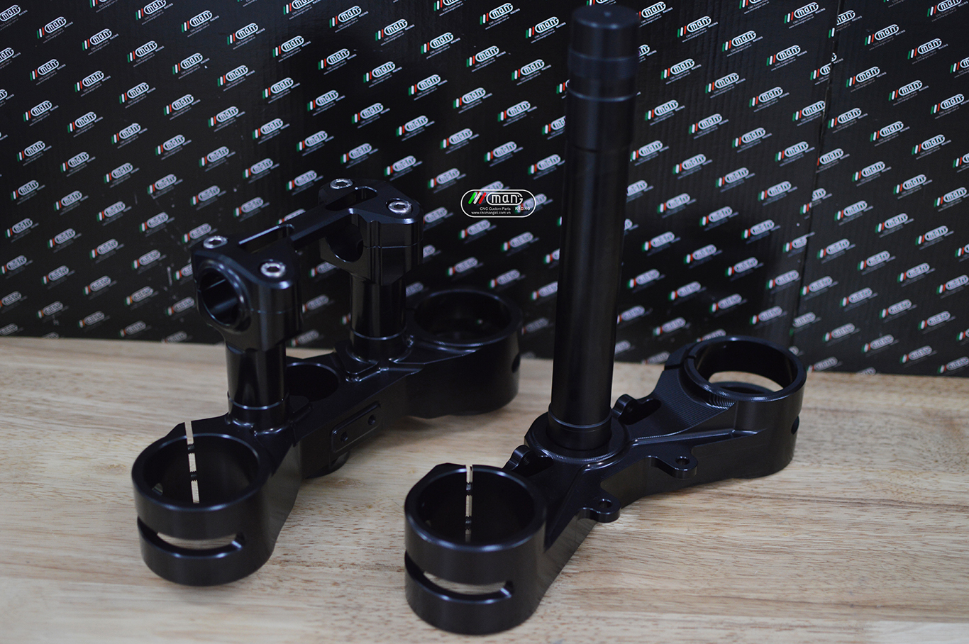 DUCATI HYPERMOTARD 821/939/950-CHẢNG BA CNC